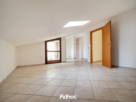 Piano 2 Mansardato - Stanza 1